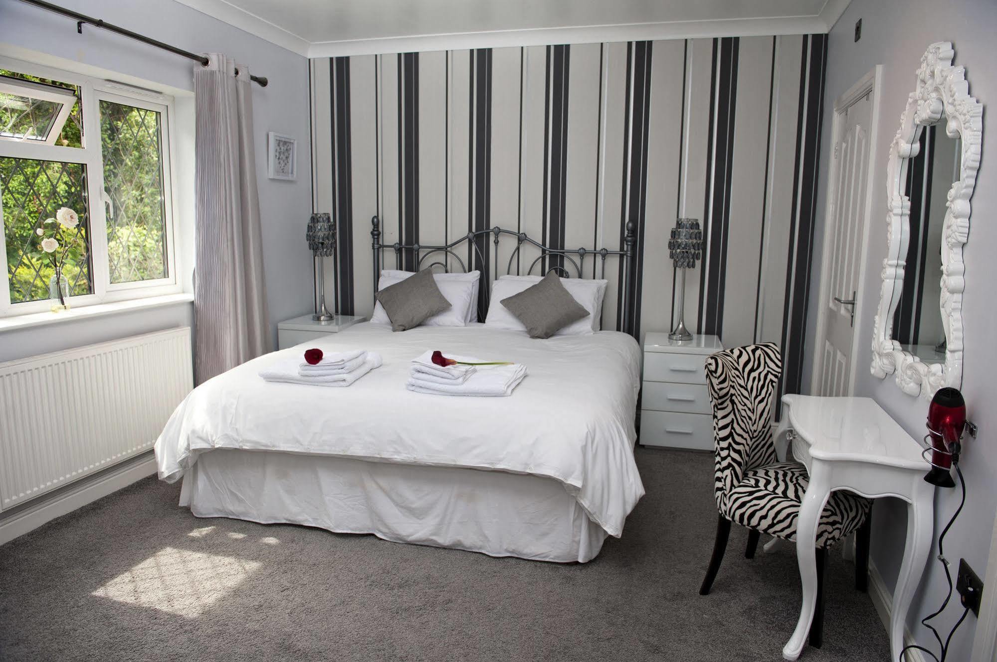 Ashbrook Bed And Breakfast Llandudno Luaran gambar